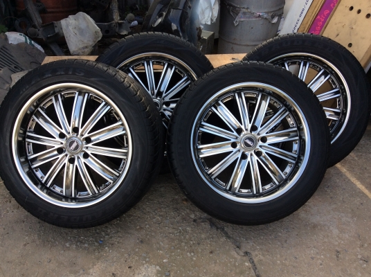 ขายด่วนล้อแม็กซ์พร้อมยาง265/50R20