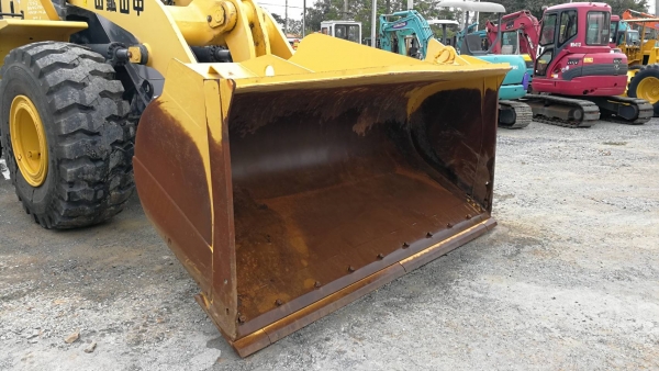รถญี่ปุ่นเกรดA ขายถูก มาใหม่ KOMATSU WA380-5 สภาพสวย นำเข้าจากญี่ปุ่น โทร.090-986-2521 อ๊อบ