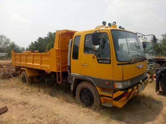 รถบ้านฝากขาย HINO FE3WJKA 6 ล้อ รถดั้ม สภาพดีพร้อมใช้งาน ปี 2559 098-669-4563 (คุณสมชาย) 094-569-9851 (คุณจีราภรณ์)