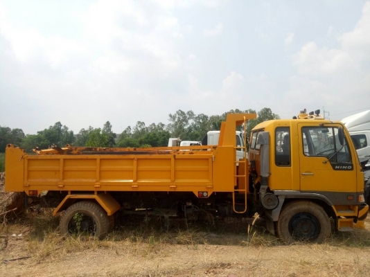 รถบ้านฝากขาย HINO FE3WJKA 6 ล้อ รถดั้ม สภาพดีพร้อมใช้งาน ปี 2559 098-669-4563 (คุณสมชาย) 094-569-9851 (คุณจีราภรณ์)