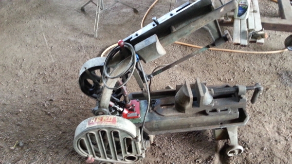 ขายเลื่อยชัก hero สภาพ สมบูรณ์ 95\% เก่าเก็บใช้น้อย 13,500