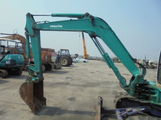 เก่านอกสวยๆ สภาพเดิมๆ 495,000 บาท KOMATSU PC40-7E