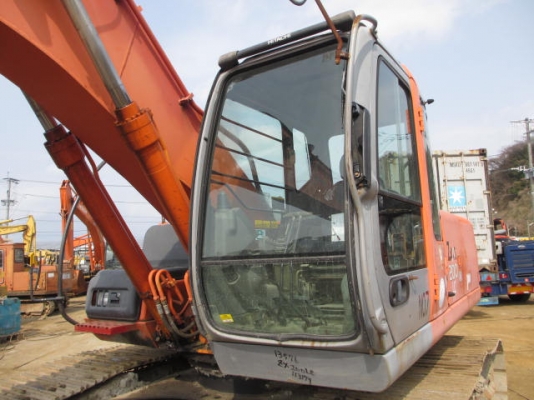ขาย HITACHI ZX200LC บูมยาวสภาพพร้อมใช้ สนใจติดต่อ อำพล 090-9694506, 080-3031241 ขาย HITACHI ZX200LC บูมยาวสภาพพร้อมใช้ สนใจติดต่อ อำพล 090-9694506, 080-3031241