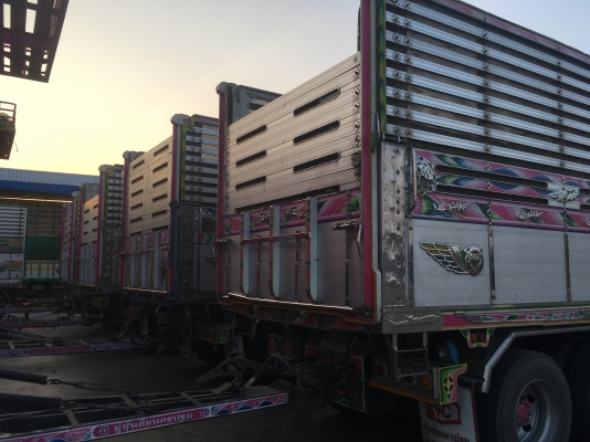 ขายด่วนรถพ่วง344และ380 ปี56-57 มี4พ่วง ดั้มอู่ซุ่นชัย ไมล์น้อย200000กว่าโล รถสวย สด พร้อมใช้