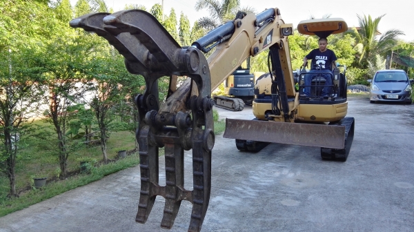 ขาย CAT304 S4L2 ขาย CAT304 S4L2