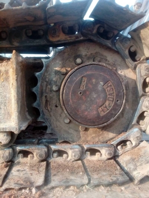 KOMATSU PC 60-5 + เทรลเลอร์ 6ล้อ