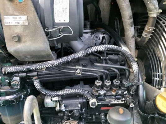 ขายจ้า..KOMATSU PC40MR-1  เก่านอกแท้  มีลายแย๊ก  3,XXX  ชั่วโมง  เครื่องปั๊มดี  พร้อมใช้  โทร 089-3818694  ดวงนภา