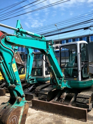 ขายจ้า..KOMATSU PC40MR-1  เก่านอกแท้  มีลายแย๊ก  3,XXX  ชั่วโมง  เครื่องปั๊มดี  พร้อมใช้  โทร 089-3818694  ดวงนภา