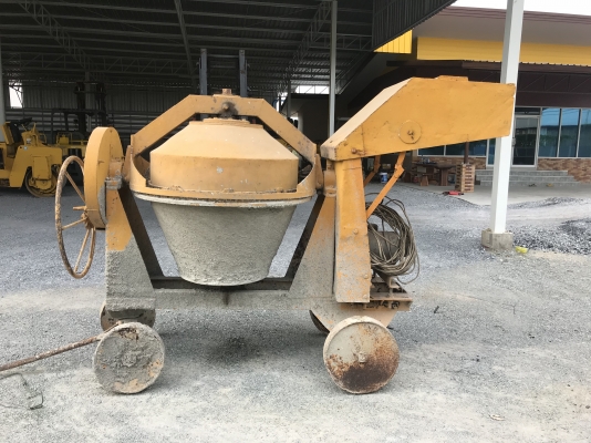 ขายโม่ผสมปูนตัวใหญ่พร้อมมอเตอร์2สาย3แรง Line:Jiraroj2909