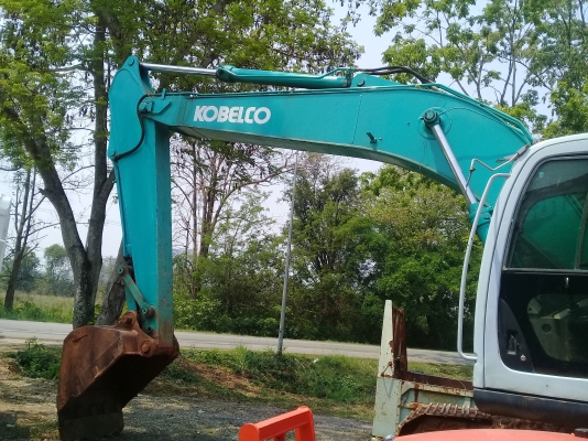 ขายด่วนรถแบคโฮ KOBELCO 200 มาคสิคซุปเปอร์ รถสวย พร้อมใช้งาน