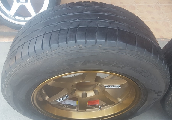 ล้อใหม่TE37 ขอบ18 กว้าง9.5+10.5 ยางปี15  4 ล้อ