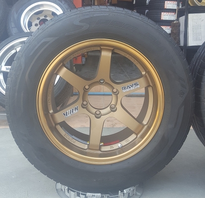 ล้อใหม่TE37 ขอบ18 กว้าง9.5+10.5 ยางปี15  4 ล้อ