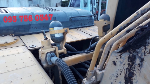 ขายรถแบคโฮ เก่านอก ซื้อจากห้างฯ Komatsu pc200-8N1