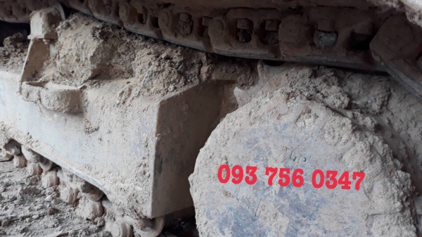 ขายรถแบคโฮ เก่านอก ซื้อจากห้างฯ Komatsu pc200-8N1