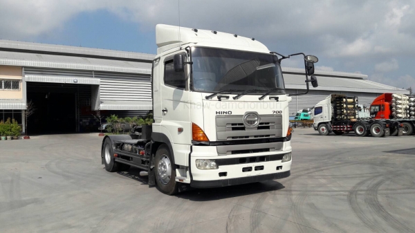 ขาย6ล้อหัวลาก ฮีโน่ซีรี่700 380-410แรงม้า สนใจติดต่อ097-3597899 เฮียสุเทพ