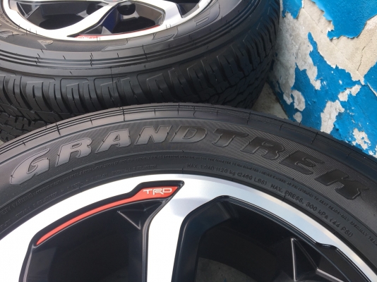 ล้อแม็กป้ายแดง TOYOTA REVO TRD ขอบ 17 พร้อมยางป้ายแดง Dunlop 265-65-17