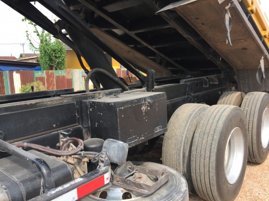 ขายรถพ่วง HINO 380 เฟืองช้า ปลายปี 53 รถวิ่งวัสดุก่อสร้างใกล้ๆ ไมล์น้อย สภาพเดิมๆ