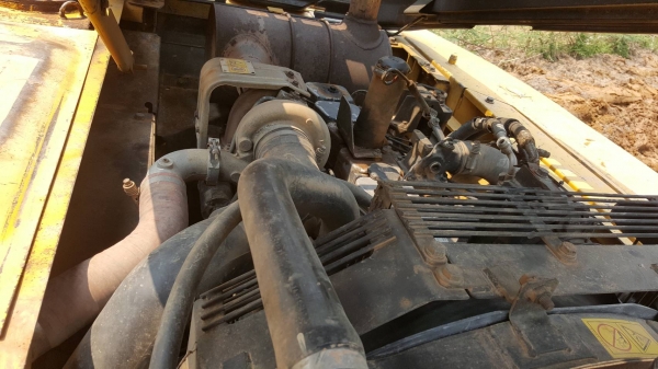 ขาย แบคโฮ KOMATSU PC200-7 เพิ่งจดทะเบียนปี 60 เครื่องดี ปั้มดี ช่วงล่างเต็ม ไฟฟ้าครบ เอกสารเล่มทะเบียนครบพร้อมโอน