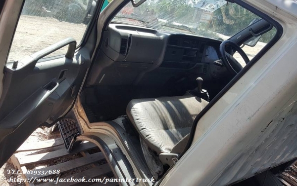 FROM JAPAN หัวเก๋งรถบรรทุก4ล้อใหญ่ ,6ล้อเล็ก /CABIN MITSUBISHI CANTER รุ่น: FB511B  (มีขาหลัง/รุ่นยกหัวไม่ได้) ราคาเพียง 35,000 บาท