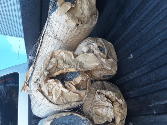 ลวดตาข่ายล้อมไก่ยาว 30 เมตร