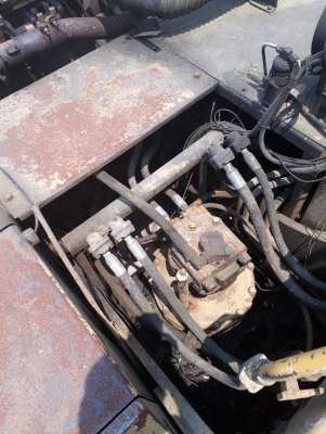 ขาย ด่วน รถ PC 200-3 ขาย ด่วน รถ PC 200-3