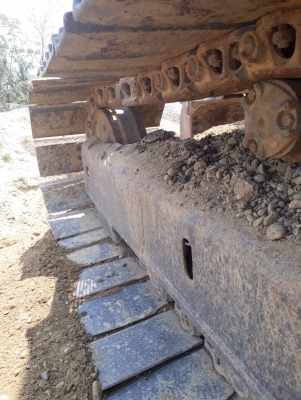 ขาย ด่วน รถ PC 200-3 ขาย ด่วน รถ PC 200-3