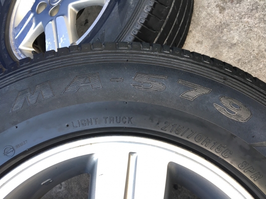 ล้อแม็ก Toyota Vigo ขอบ 15 พร้อมยาง 215-70-15 ปี 14