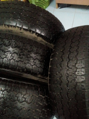 245/70R16   BRIDGESTONE DUELER H/T689  ชุด 4 เส้น   โทร.081-427-3941  ไอดีไลน์ 0814273941