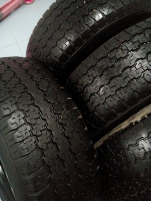 245/70R16   BRIDGESTONE DUELER H/T689  ชุด 4 เส้น   โทร.081-427-3941  ไอดีไลน์ 0814273941