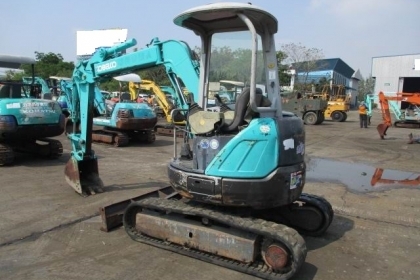 ขายแบคโฮ KOBELCO SK30UR-3