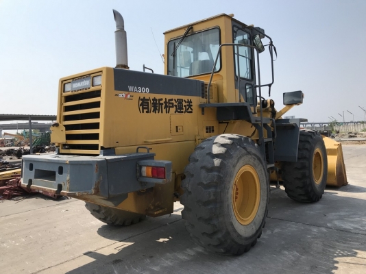 Komatsu WA300-1 SN: 30252 สภาพสวยมาก นำเข้าจากญี่ปุ่น ถึงไทยแล้วครับ