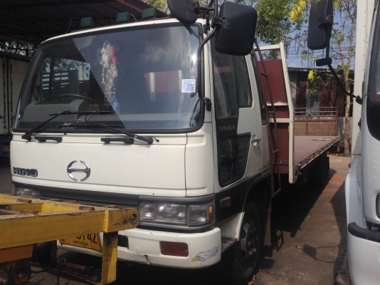 ขายด่วน 6 ล้อ Hino FD1J 195 แรง  สภาพพร้อมใช้ ขายด่วน 6 ล้อ Hino FD1J 195 แรง  สภาพพร้อมใช้