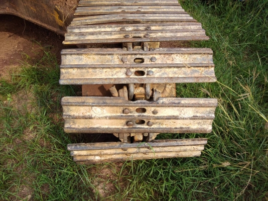 Komatsu 120-3 เครื่อง6BF ปั้มเดิม โซ่บางๆ โรลเลอรสวย ตามสภาพ