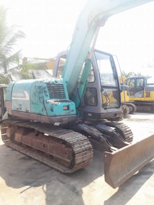 มาใหม่จ้า..KOBELCO SK60-3 มาร์คไฟว์  ซุปเปอร์  เก่านอกแท้  มีลายแย๊ก  4,XXX  ชั่วโมง  เครื่องปั๊มดี  เดิมๆๆพร้อมใช้  โทร 089-3818694  ดวงนภา