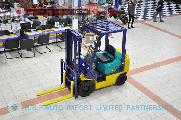 ขายรถโฟล์คลิฟท์มือสอง KOMATSU รุ่น FD15C-16-619696 นำเข้าจากประเทศญี่ปุ่น 100\% ไม่เคยใช้งานในไทย