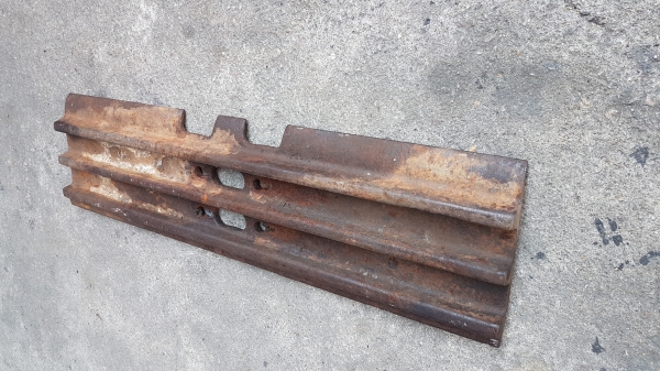 ขายเเผ่นเเทรคใส่HITACHI EX120ได้ของเเท้เเข็งสภาพสวยมากติดต่อ0800660666 ขายเเผ่นเเทรคใส่HITACHI EX120ได้ของเเท้เเข็งสภาพสวยมากติดต่อ0800660666