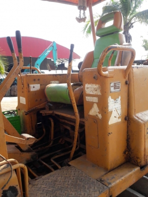 รถบ้านฝากขาย...KOMATSU  D20P-5  เก่าใน  สภาพดี  เครื่องปั๊มดี  เดิมๆๆ  ไฟฟ้าครบ  ลองระบบกันได้ทุกวัน  โทร  089-3818694  ดวงนภา