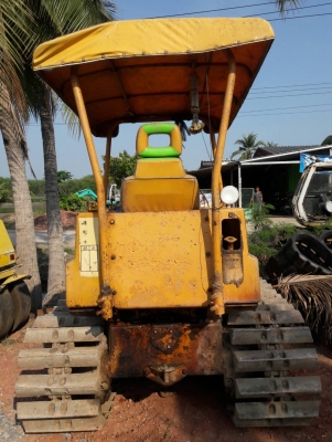 รถบ้านฝากขาย...KOMATSU  D20P-5  เก่าใน  สภาพดี  เครื่องปั๊มดี  เดิมๆๆ  ไฟฟ้าครบ  ลองระบบกันได้ทุกวัน  โทร  089-3818694  ดวงนภา