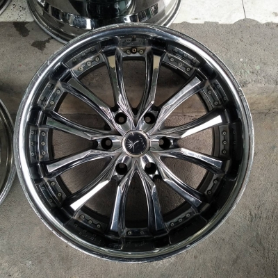 ขอบ20นิ้ว6รู ชุดนี้ลดราคาเหลือ 7900 บาท