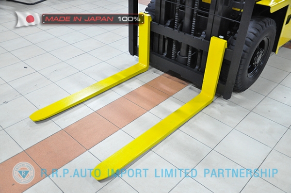 ขายรถโฟล์คลิฟท์มือสอง KOMATSU รุ่น FG20-7-101824 นำเข้าจากประเทศญี่ปุ่น 100\% ไม่เคยใช้งานในไทย