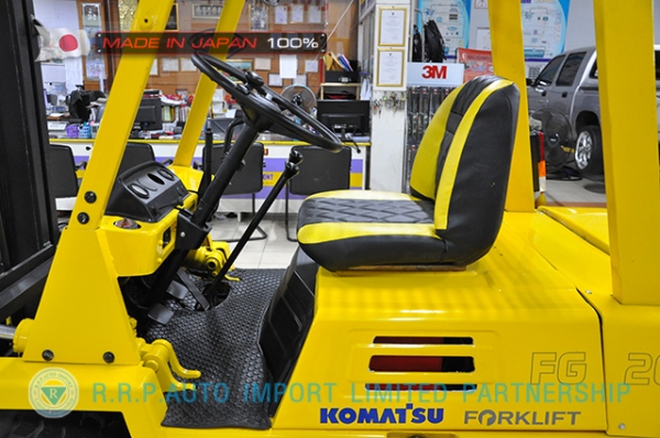 ขายรถโฟล์คลิฟท์มือสอง KOMATSU รุ่น FG20-7-101824 นำเข้าจากประเทศญี่ปุ่น 100\% ไม่เคยใช้งานในไทย