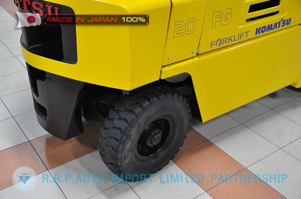 ขายรถโฟล์คลิฟท์มือสอง KOMATSU รุ่น FG20-7-101824 นำเข้าจากประเทศญี่ปุ่น 100\% ไม่เคยใช้งานในไทย