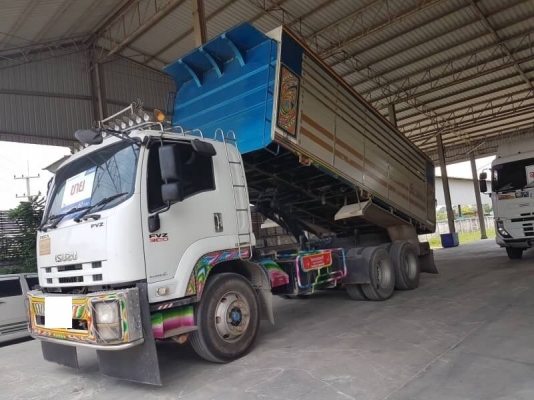 ขาย isuzu 10ล้อ decca FVZ 300แรง ปี53