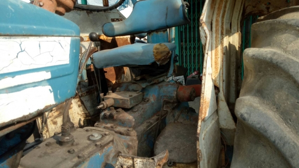 รถไถฟรอด 77 รถไถฟรอด 77