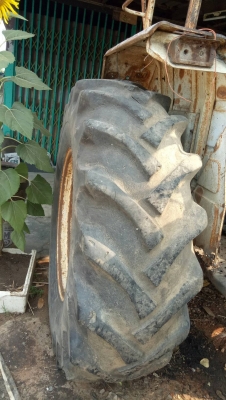 รถไถฟรอด 77 รถไถฟรอด 77