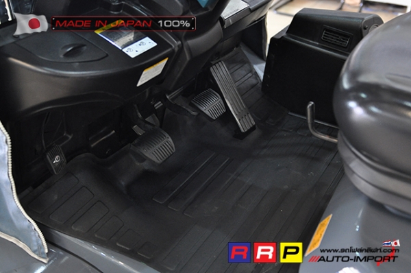 ขายรถโฟล์คลิฟท์มือสอง TOYOTA รุ่น 8FG25-12825 นำเข้าจากประเทศญี่ปุ่น 100\% ไม่เคยใช้งานในไทย