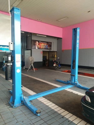 เซ้ง เครื่องมืออู่ซ่อมรถยนต์