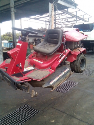 ขายรถตัดหญ้า