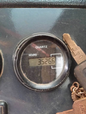 รถเกรดถนน. สภาพสวยๆๆนางฟ้า. ออกมาป้ายแดง ทำงาน3526ชม รถเกรดถนน. สภาพสวยๆๆนางฟ้า. ออกมาป้ายแดง ทำงาน3526ชม