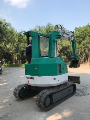 ขายKOMATSU PC28 uu (pc30)คอนโทลดี ปั้มแรง แน่นๆ สวยเดิมจากญี่ปุ่น100\% ทำงานสมบูรณ์ทุกระบบ รับรองไม่ผิดหวัง 195,000 เท่านั้น!!